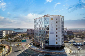 Отель Shin Shin Hotel Jeju Worldcup  Согвипхо